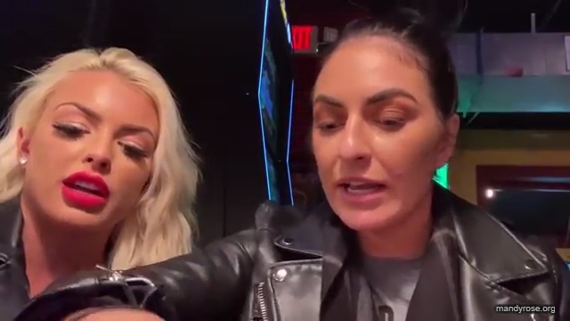 CHICKEN_WINGS_212121_MANDY_ROSE_SONYA_DEVILLE_WWE_mp43220.jpg