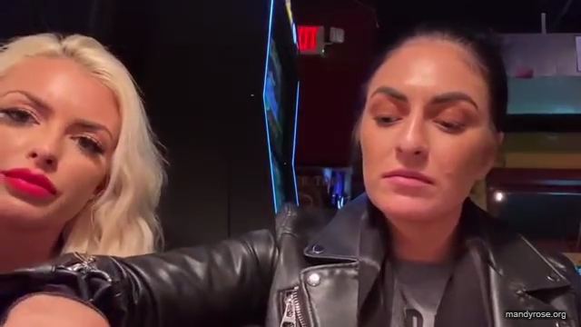 CHICKEN_WINGS_212121_MANDY_ROSE_SONYA_DEVILLE_WWE_mp43222.jpg