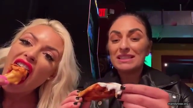 CHICKEN_WINGS_212121_MANDY_ROSE_SONYA_DEVILLE_WWE_mp43225.jpg