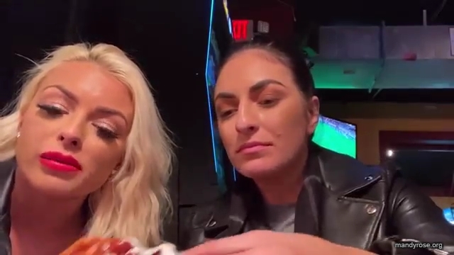 CHICKEN_WINGS_212121_MANDY_ROSE_SONYA_DEVILLE_WWE_mp43232.jpg