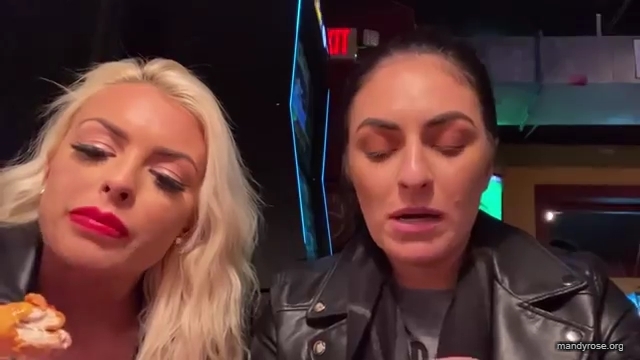 CHICKEN_WINGS_212121_MANDY_ROSE_SONYA_DEVILLE_WWE_mp43244.jpg