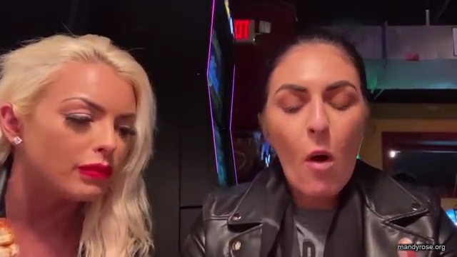 CHICKEN_WINGS_212121_MANDY_ROSE_SONYA_DEVILLE_WWE_mp43247.jpg