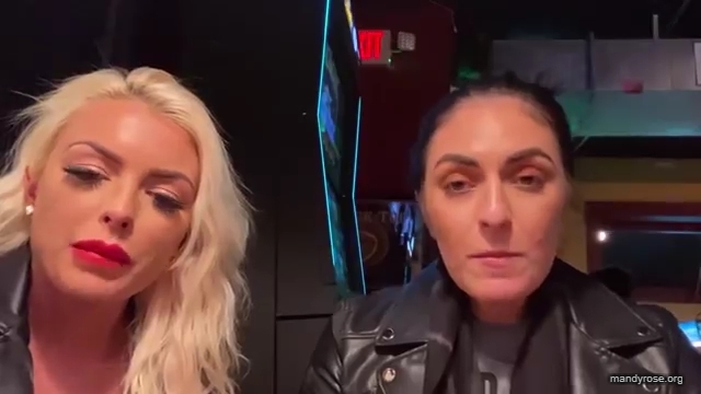 CHICKEN_WINGS_212121_MANDY_ROSE_SONYA_DEVILLE_WWE_mp43250.jpg