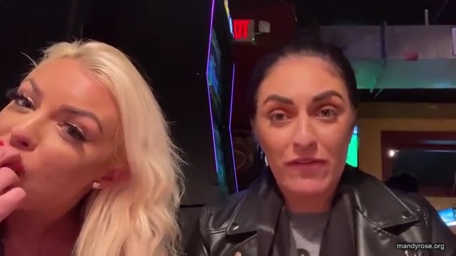 CHICKEN_WINGS_212121_MANDY_ROSE_SONYA_DEVILLE_WWE_mp43253.jpg