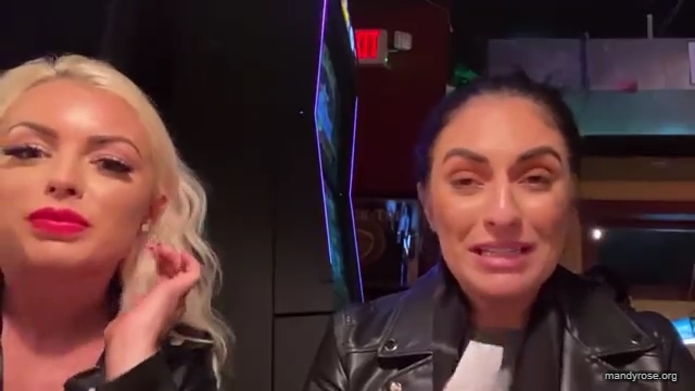 CHICKEN_WINGS_212121_MANDY_ROSE_SONYA_DEVILLE_WWE_mp43261.jpg