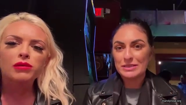 CHICKEN_WINGS_212121_MANDY_ROSE_SONYA_DEVILLE_WWE_mp43273.jpg