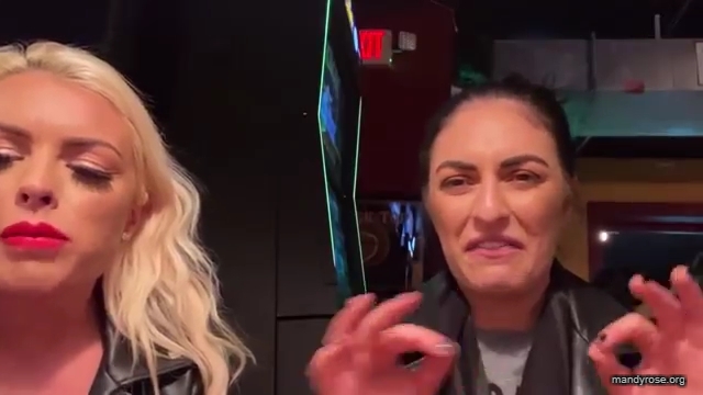 CHICKEN_WINGS_212121_MANDY_ROSE_SONYA_DEVILLE_WWE_mp43274.jpg