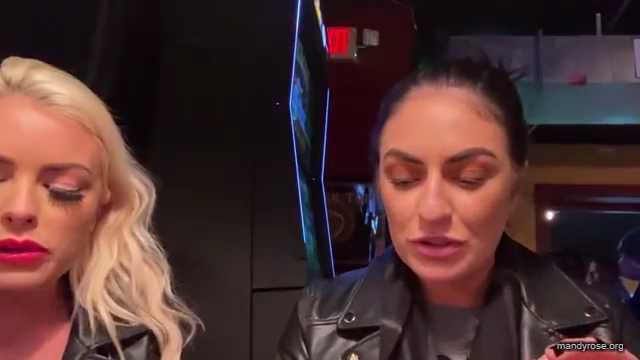 CHICKEN_WINGS_212121_MANDY_ROSE_SONYA_DEVILLE_WWE_mp43275.jpg