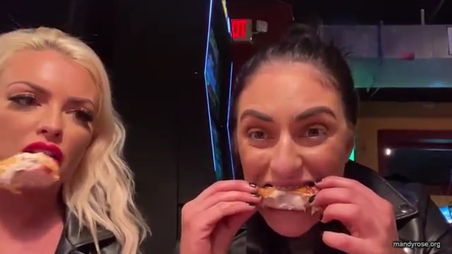 CHICKEN_WINGS_212121_MANDY_ROSE_SONYA_DEVILLE_WWE_mp43279.jpg