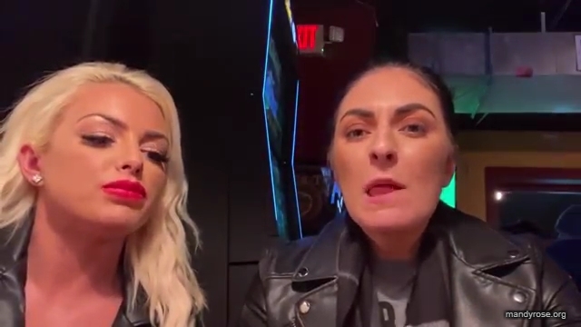 CHICKEN_WINGS_212121_MANDY_ROSE_SONYA_DEVILLE_WWE_mp43305.jpg