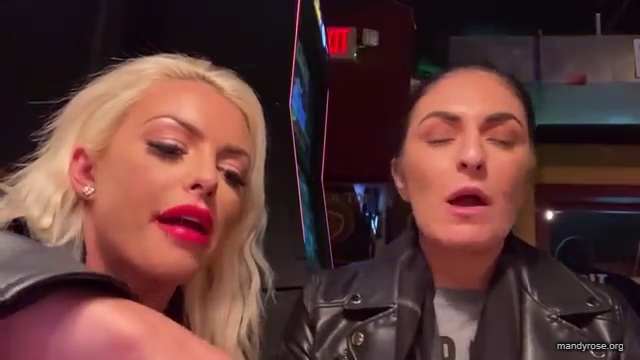 CHICKEN_WINGS_212121_MANDY_ROSE_SONYA_DEVILLE_WWE_mp43308.jpg