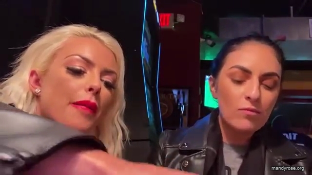 CHICKEN_WINGS_212121_MANDY_ROSE_SONYA_DEVILLE_WWE_mp43309.jpg