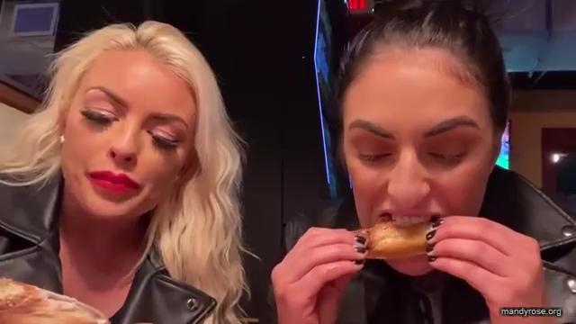 CHICKEN_WINGS_212121_MANDY_ROSE_SONYA_DEVILLE_WWE_mp43350.jpg