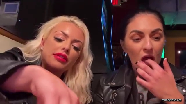 CHICKEN_WINGS_212121_MANDY_ROSE_SONYA_DEVILLE_WWE_mp43370.jpg