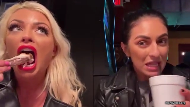 CHICKEN_WINGS_212121_MANDY_ROSE_SONYA_DEVILLE_WWE_mp43396.jpg