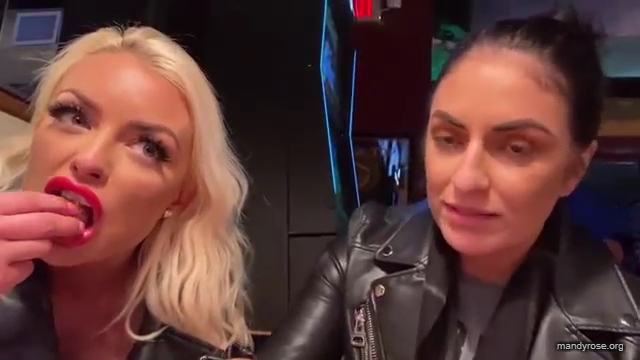 CHICKEN_WINGS_212121_MANDY_ROSE_SONYA_DEVILLE_WWE_mp43453.jpg