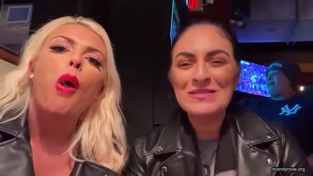 CHICKEN_WINGS_212121_MANDY_ROSE_SONYA_DEVILLE_WWE_mp43459.jpg