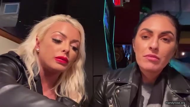 CHICKEN_WINGS_212121_MANDY_ROSE_SONYA_DEVILLE_WWE_mp43469.jpg