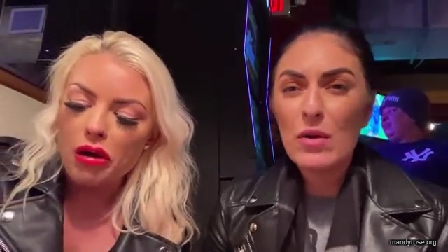 CHICKEN_WINGS_212121_MANDY_ROSE_SONYA_DEVILLE_WWE_mp43472.jpg