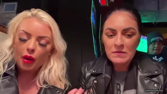 CHICKEN_WINGS_212121_MANDY_ROSE_SONYA_DEVILLE_WWE_mp43481.jpg