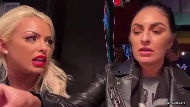 CHICKEN_WINGS_212121_MANDY_ROSE_SONYA_DEVILLE_WWE_mp43521.jpg