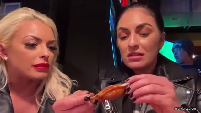 CHICKEN_WINGS_212121_MANDY_ROSE_SONYA_DEVILLE_WWE_mp43522.jpg