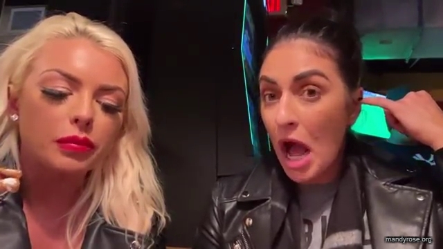 CHICKEN_WINGS_212121_MANDY_ROSE_SONYA_DEVILLE_WWE_mp43540.jpg