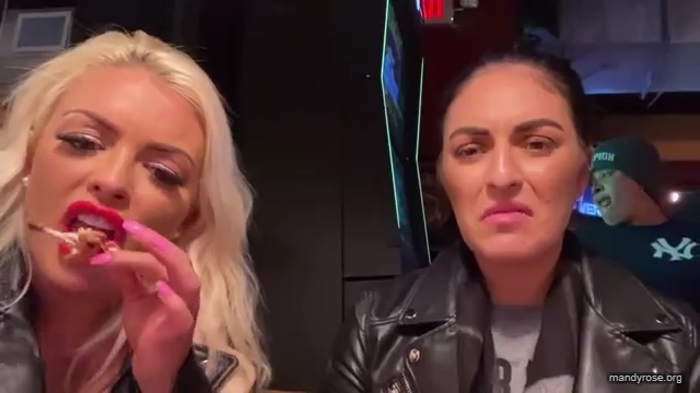 CHICKEN_WINGS_212121_MANDY_ROSE_SONYA_DEVILLE_WWE_mp43556.jpg