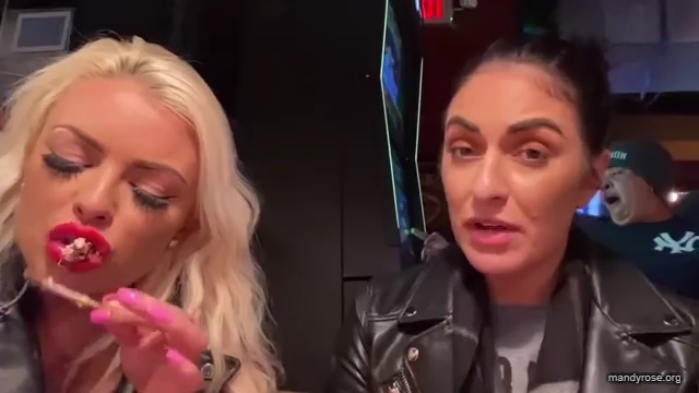 CHICKEN_WINGS_212121_MANDY_ROSE_SONYA_DEVILLE_WWE_mp43558.jpg