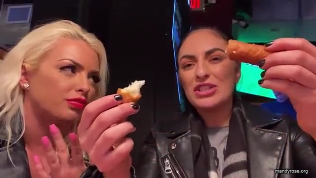 CHICKEN_WINGS_212121_MANDY_ROSE_SONYA_DEVILLE_WWE_mp43567.jpg