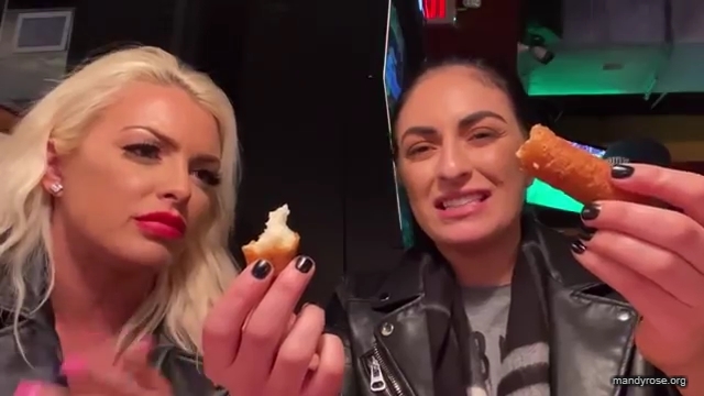 CHICKEN_WINGS_212121_MANDY_ROSE_SONYA_DEVILLE_WWE_mp43568.jpg