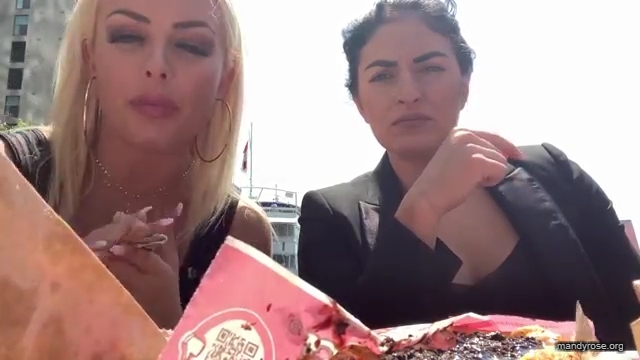 Canadian_Beaver_Tails21_AYYYEEE21_WWE_Sonya_Deville_Mandy_Rose_Damandyz_Donutz_mp40277.jpg