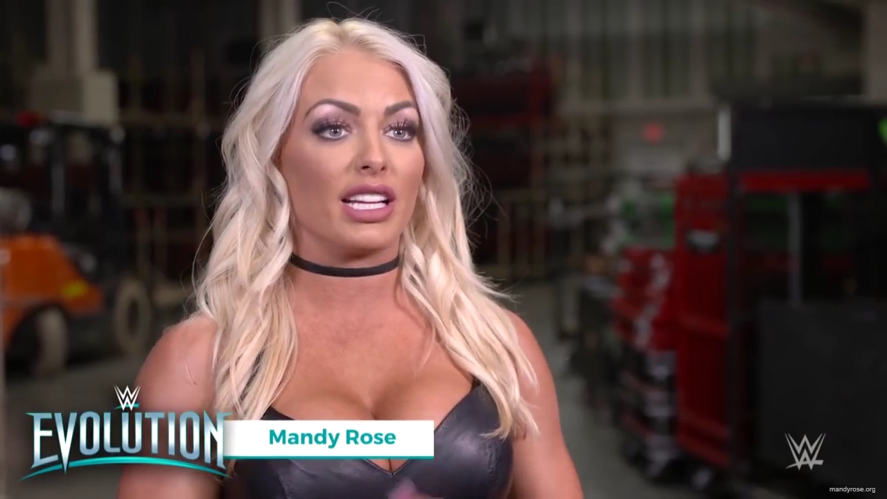 Charlotte2C_Mandy_Rose_and_Bianca_Belair_on_Evolution_s_significance_mp40004.jpg
