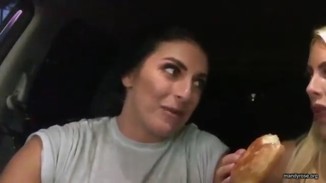 DAMANDYZ_CVS_HAUL_AND_UNBOXING_Mandy_Rose_Sonya_Deville_WWE_mp44989.jpg