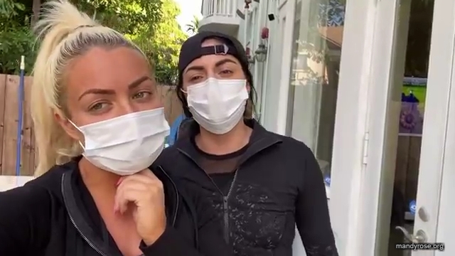 DAMANDYZ_CVS_HAUL_AND_UNBOXING_Mandy_Rose_Sonya_Deville_WWE_mp45000.jpg