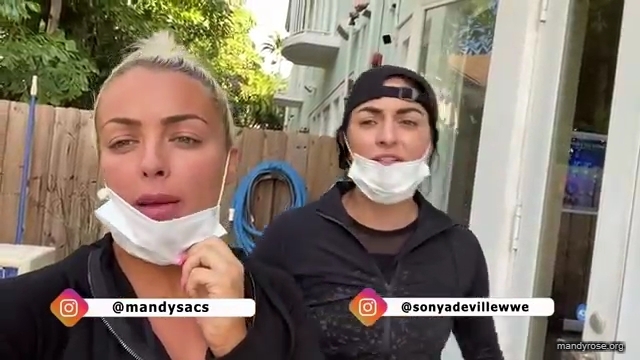 DAMANDYZ_CVS_HAUL_AND_UNBOXING_Mandy_Rose_Sonya_Deville_WWE_mp45016.jpg