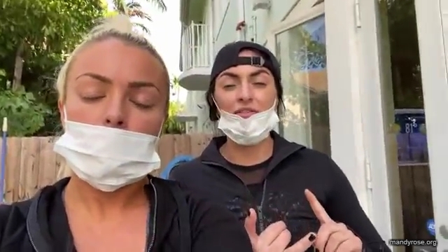 DAMANDYZ_CVS_HAUL_AND_UNBOXING_Mandy_Rose_Sonya_Deville_WWE_mp45029.jpg