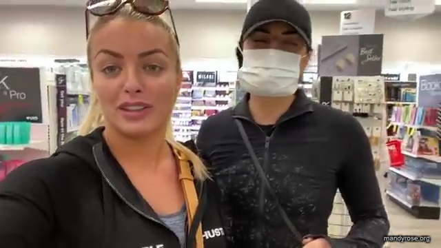 DAMANDYZ_CVS_HAUL_AND_UNBOXING_Mandy_Rose_Sonya_Deville_WWE_mp45118.jpg