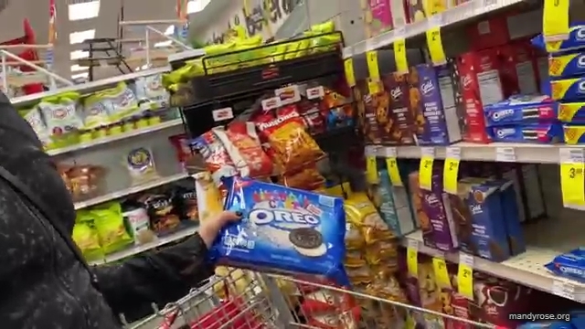 DAMANDYZ_CVS_HAUL_AND_UNBOXING_Mandy_Rose_Sonya_Deville_WWE_mp45187.jpg