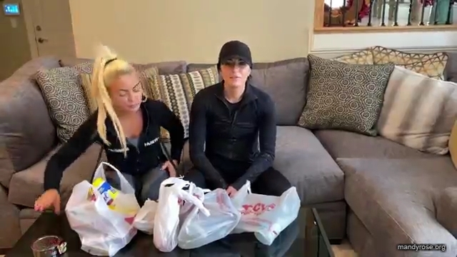 DAMANDYZ_CVS_HAUL_AND_UNBOXING_Mandy_Rose_Sonya_Deville_WWE_mp45215.jpg