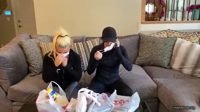 DAMANDYZ_CVS_HAUL_AND_UNBOXING_Mandy_Rose_Sonya_Deville_WWE_mp45229.jpg