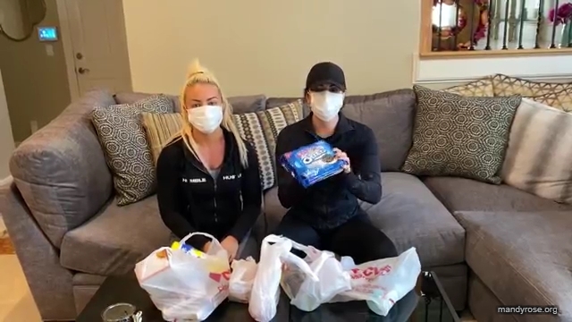 DAMANDYZ_CVS_HAUL_AND_UNBOXING_Mandy_Rose_Sonya_Deville_WWE_mp45256.jpg