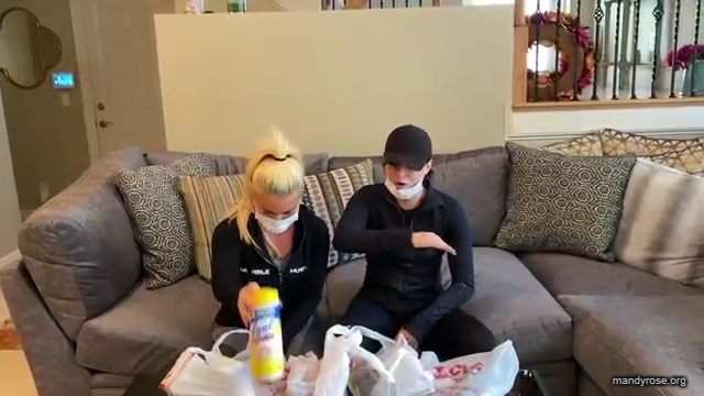 DAMANDYZ_CVS_HAUL_AND_UNBOXING_Mandy_Rose_Sonya_Deville_WWE_mp45274.jpg
