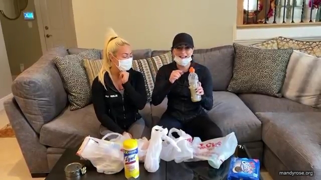 DAMANDYZ_CVS_HAUL_AND_UNBOXING_Mandy_Rose_Sonya_Deville_WWE_mp45288.jpg