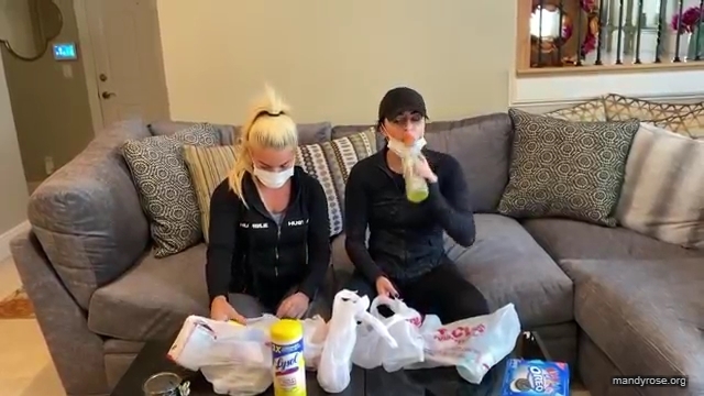 DAMANDYZ_CVS_HAUL_AND_UNBOXING_Mandy_Rose_Sonya_Deville_WWE_mp45292.jpg