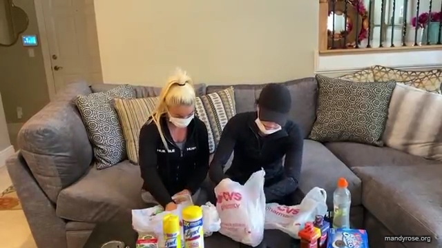 DAMANDYZ_CVS_HAUL_AND_UNBOXING_Mandy_Rose_Sonya_Deville_WWE_mp45346.jpg
