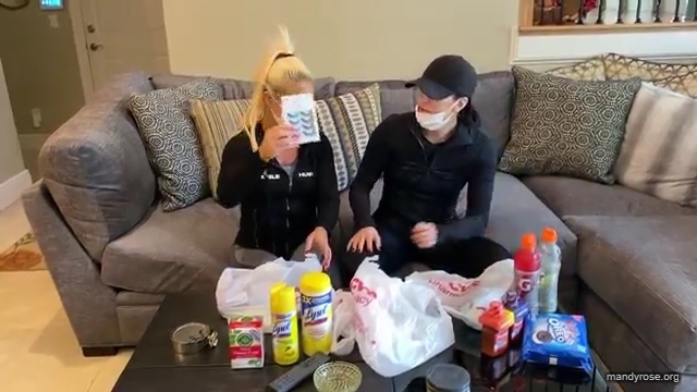 DAMANDYZ_CVS_HAUL_AND_UNBOXING_Mandy_Rose_Sonya_Deville_WWE_mp45355.jpg