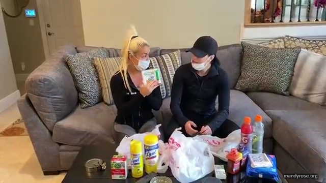 DAMANDYZ_CVS_HAUL_AND_UNBOXING_Mandy_Rose_Sonya_Deville_WWE_mp45369.jpg