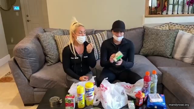 DAMANDYZ_CVS_HAUL_AND_UNBOXING_Mandy_Rose_Sonya_Deville_WWE_mp45374.jpg