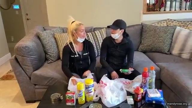 DAMANDYZ_CVS_HAUL_AND_UNBOXING_Mandy_Rose_Sonya_Deville_WWE_mp45381.jpg